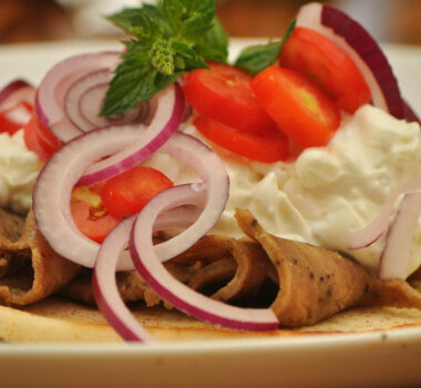 Where to Find the Tastiest and Best Gyros in Athens