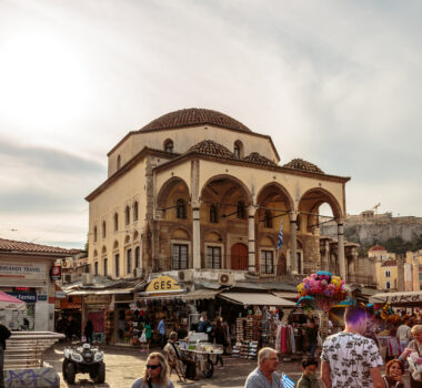 Visit Monastiraki during for 48 hours in Athens!