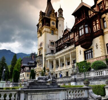 Visiting the Peleș Castle is a top thing to do in our Sinaia travel guide!